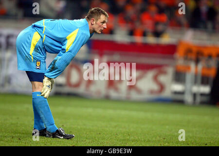 Fußball - Europameisterschaft 2004 Play-Off - zweite Etappe - Holland gegen Schottland. Robert Douglas, Torhüter in Schottland Stockfoto