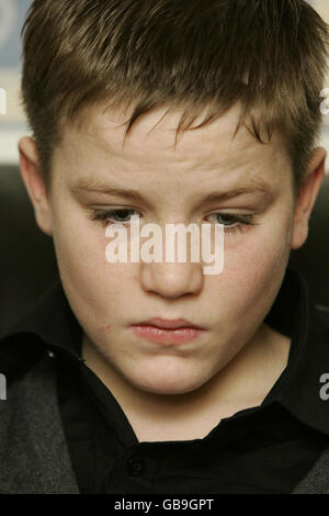 Shane McDonagh, der Bruder von Michael Richard Martin McDonagh, auch bekannt als Richie, bittet bei einer Pressekonferenz in Wembley im Zentrum von London um Informationen über Richies Tod. Stockfoto