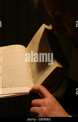 Farhad Hakimzadeh Gerichtsverfahren Stockfoto