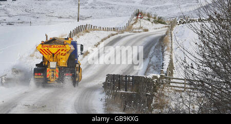 Die A29 in Blackwater bei Glenshee in Schottland. Stockfoto