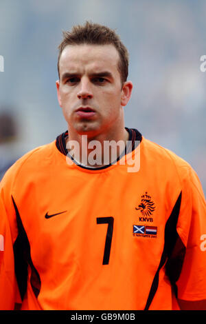 Fußball - Europameisterschaften 2004 Play-Off - Erstes Bein - Schottland gegen Holland. Andy van der Meyde, Holland Stockfoto
