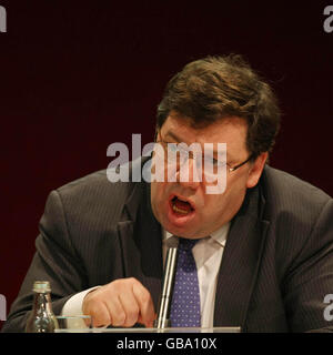 Taoiseach Brian Cowen startet den Regierungsrahmen für nachhaltige Wirtschaftsentwicklung in Dublin Castle. Stockfoto