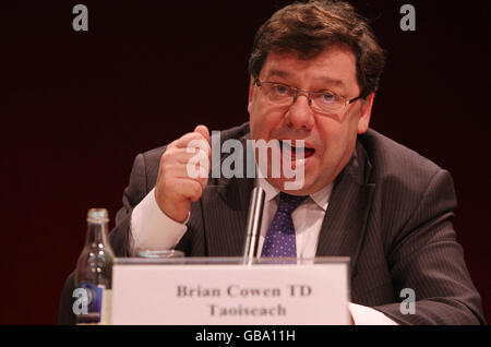 Taoiseach Brian Cowen startet den Regierungsrahmen für nachhaltige Wirtschaftsentwicklung in Dublin Castle. Stockfoto