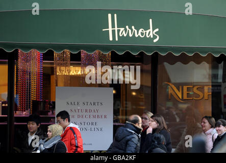 Harrods Winterschlussverkauf - London Stockfoto