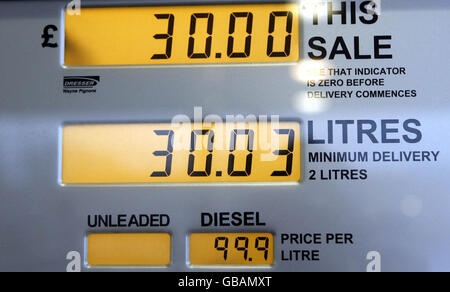 Morrisons Kürzungen Dieselpreis Stockfoto