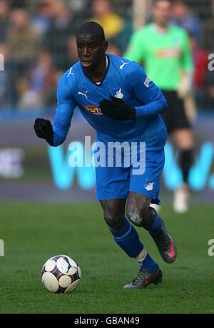 Fußball - Deutsche Bundesliga - TSG 1899 Hoffenheim / DSC Arminia Bielefeld - Carl-Benz Stadion. Demba Ba, TSG 1899 Hoffenheim Stockfoto