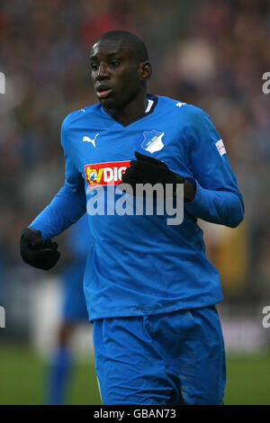 Fußball - Deutsche Bundesliga - TSG 1899 Hoffenheim / DSC Arminia Bielefeld - Carl-Benz Stadion. Demba Ba, TSG 1899 Hoffenheim Stockfoto