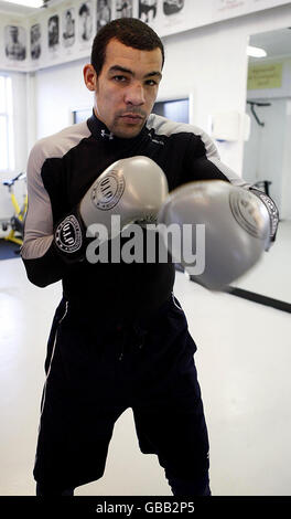 Boxen-Darren Sutherland Media Work Out - Real Fight Club Stockfoto