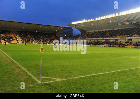 Fußball - Coca-Cola Football League Championship - Wolverhampton Wanderers gegen Barnsley - Molineux Stadium. Eine allgemeine Ansicht des Molineux Stadions, Heimat von Wolverhampton Wanderers Stockfoto