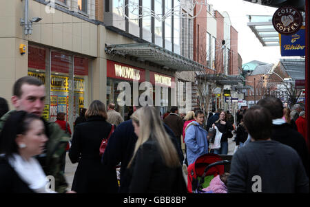 Ein allgemeiner Blick auf den Woolworths Store in Kings Lynn. Vancouver Quarter Shopping Centre 30-36 New Conduit Street, King's Lynn, PE30 1DL. Stockfoto