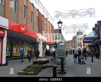 Woolworths Laden in Wellingborough kurz vor Schließung. Woolworths, 10 Market Street, Wellingborough. Northamptonshire. NN8 1AW Stockfoto