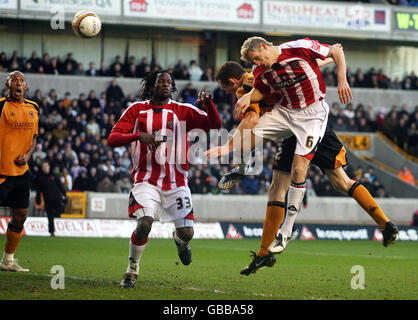 Fußball - Coca-Cola Football League Championship - Wolverhampton Wanderers gegen Sheffield United - Molineux Stadium. Neill Collins von Wolverhampton Wanderers punktet beim Coca-Cola Championship-Spiel in Molineux, Wolverhampton. Stockfoto