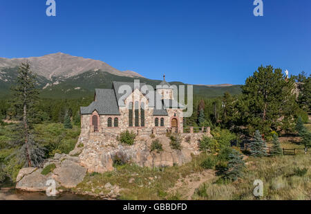 St. Malo-Kapelle in Allenspark in der Nähe von Rocky-Mountains-Nationalpark, USA Stockfoto