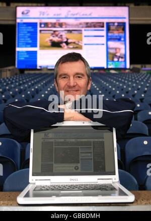 Rugby Union - Offizielle Website-Einführung - Murrayfield. Der schottische Rugby-Union-Trainer Frank Hadden startet eine neue Website. Stockfoto