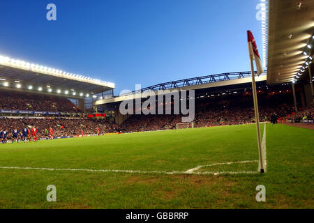 Fußball - AXA FA Cup - Fünfte Runde - Liverpool gegen Portsmouth. Eine allgemeine Ansicht von Anfield, der Heimat von Liverpool Stockfoto