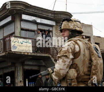 Royal Marines ab 45 Kommandopatrouille in Sangin DC in der Provinz Helmand in Afghanistan. Stockfoto