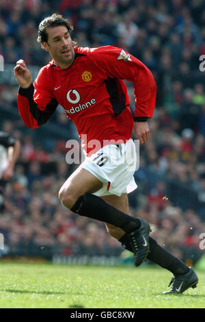 Fußball - AXA FA Cup - Viertelfinale - Manchester United gegen Fulham. Ruud van Nistelrooy, Manchester United Stockfoto