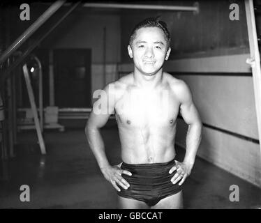 Tauchen - Olympische Spiele 1948 In London - Praxis. Sammy Lee, USA Stockfoto