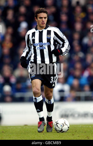 Fußball - FA Barclaycard Premiership - Portsmouth / Newcastle United. Laurent Robert, Newcastle United Stockfoto