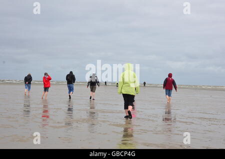 Wattenmeer, Nordsee, Nordfriesland, Nordseeinsel, Pellworm, Watt, Wattwanderer, UNESCO-Weltnaturerbe, Schleswig-Holstein Stockfoto