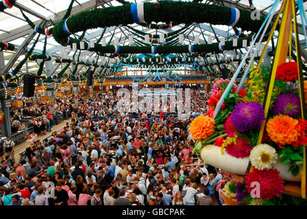 Oktoberfest, Bierzelt, München, Bayern, Deutschland / München Stockfoto