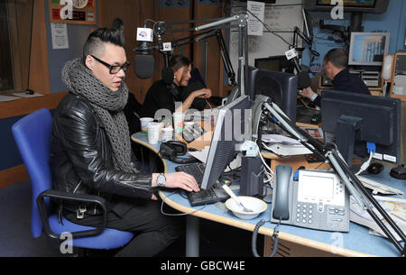 Prominente Gäste bei Capital Radio - London Stockfoto