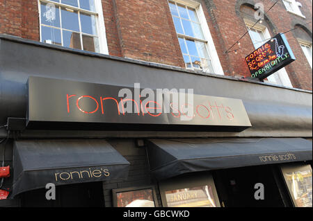 Allgemeine Ansicht von Ronnie Scott's, London.. Gesamtansicht von Ronnie Scott's, London. Stockfoto