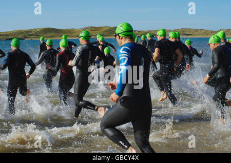 Konkurrenten, Anglesey Sandman Triathlon, Nordwales, Stockfoto
