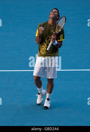 Der spanische Fernando Verdasco feiert den Sieg des britischen Andy Murray bei den Australian Open 2009 im Melbourne Park, Melbourne, Australien. Stockfoto