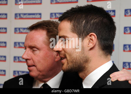 Harry Redknapp, Left und sein Sohn Jamie bei der HMV Football Extravaganza im Grosvenor House Hotel, London. Stockfoto