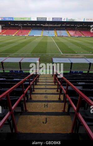 Fußball - Coca-Cola Football League Championship - Crystal Palace gegen Blackpool - Selhurst Park. Selhurst Park von der Haupttribüne Stockfoto