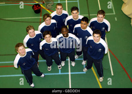 Cricket - Surrey County Cricket Club - Jardine Lloyd Thompson unter 19 Tour Start Stockfoto