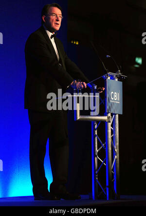 Business Secretary Lord Mandelson während einer Rede beim CBI's Manufacturing Dinner im Hilton Metropole Hotel in Birmingham. Stockfoto