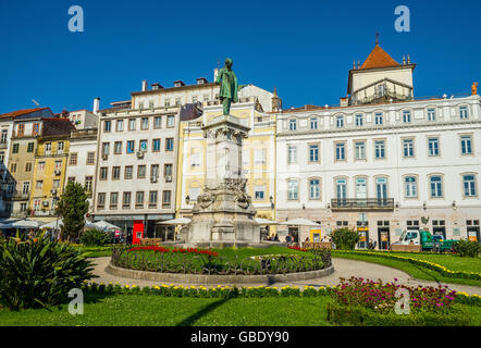 Statue von Joaquim Antonio de Aguiar am Largo de Portagem Square in der Innenstadt von Coimbra. Portugal. Stockfoto