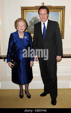 Thatcher und David Cameron treffen sich zum Abendessen Stockfoto