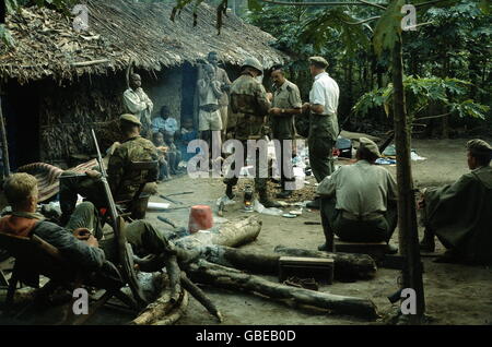 Geographie / Reisen, Kongo, Simba Aufstand 1964 - 1965, Söldnerlager, Dezember 1964, Zusatzrechte-Clearences-nicht vorhanden Stockfoto