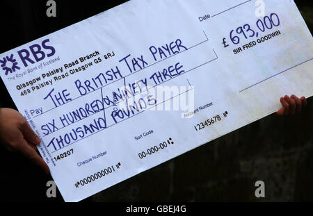 Ärger über Sir Fred Goodwin RBS Rente Stockfoto