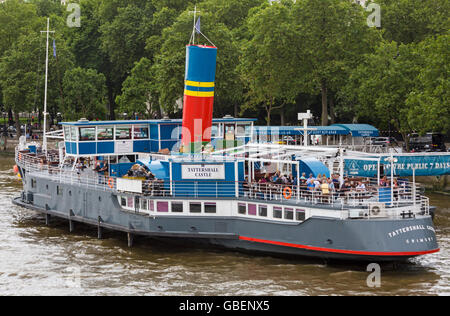 Tattershall Castle Boot, Bar und Restaurant, an der Themse, London im Juli Stockfoto