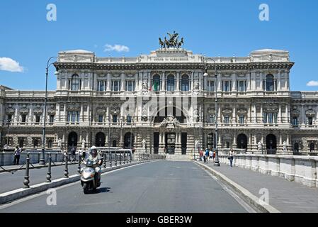 Corte di Cassazione, Palast von Gerechtigkeit, Ponte Umberto, Brücke, Rom, Latium, Italien Stockfoto