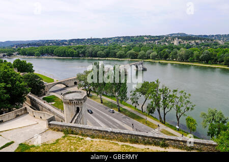 Fluss Rhone, Blick vom Rocher des Doms, Avignon, Provence-Alpes-Cote d ' Azur, Südfrankreich, Frankreich Stockfoto