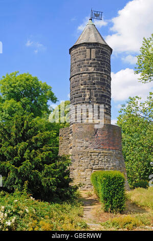 Stone Tower von 1254, in der Nähe Westfalenhallen, historische Gebäude, Dortmund, Nordrhein-Westfalen, Deutschland / Steinerner Turm Stockfoto