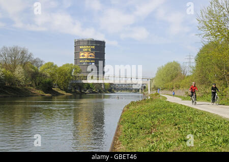 Gasometer, Ausstellung magische Orte, Museum, Rhein-Ruhr-Kanal, Oberhausen, Nordrhein-Westfalen, Deutschland Stockfoto