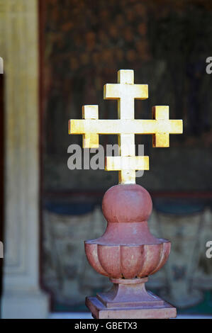 Kreuz, Schloss und Kirche des Patriarchen, patriarchalischen Kirche, Rumänisch-orthodoxe Kirche, Bukarest, Rumänien Stockfoto