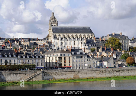 Saint-Louis Kathedrale, Fluss Loire, Blois, Loir-et-Cher, Centre, Frankreich Stockfoto