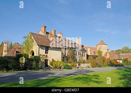 Häuser, Apremont-Sur-Allier, Bourges, Cher, Centre, Frankreich Stockfoto