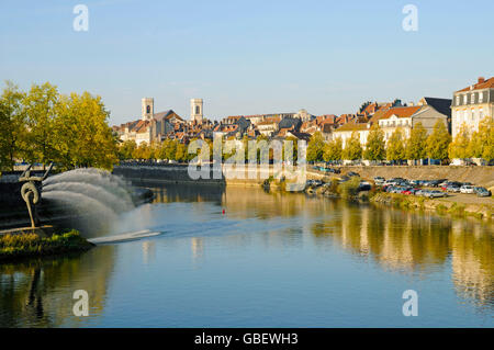 Fluss Doubs, Besancon, Departement Doubs, Franche, Frankreich Stockfoto