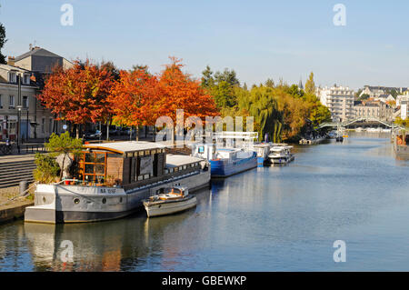 Hausboote, Loire River, Nantes, Departement Loire-Atlantique, Pays De La Loire, Frankreich Stockfoto