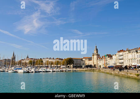 Porte De La Grosse Horloge, Stadttor, Hafen, Uferpromenade, La Rochelle, Departement Charente-Maritime, Poitou-Charentes, Frankreich Stockfoto