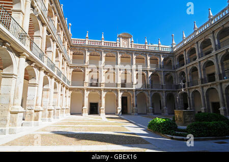 Universität von Alcalá, Innenhof, Alcalá de Henares, Provinz Madrid, Spanien / Universidad de Alcala Stockfoto