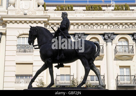 Gonzalo Fernandez, Gran Capitan, spanischer general, Pferdesport Statue, Edificio De La Unión y el Fenix, historische Gebäude, Plaza de las Tendillas, quadratisch, Cordoba, Cordoba Provinz, Andalusien, Spanien, Europa Stockfoto